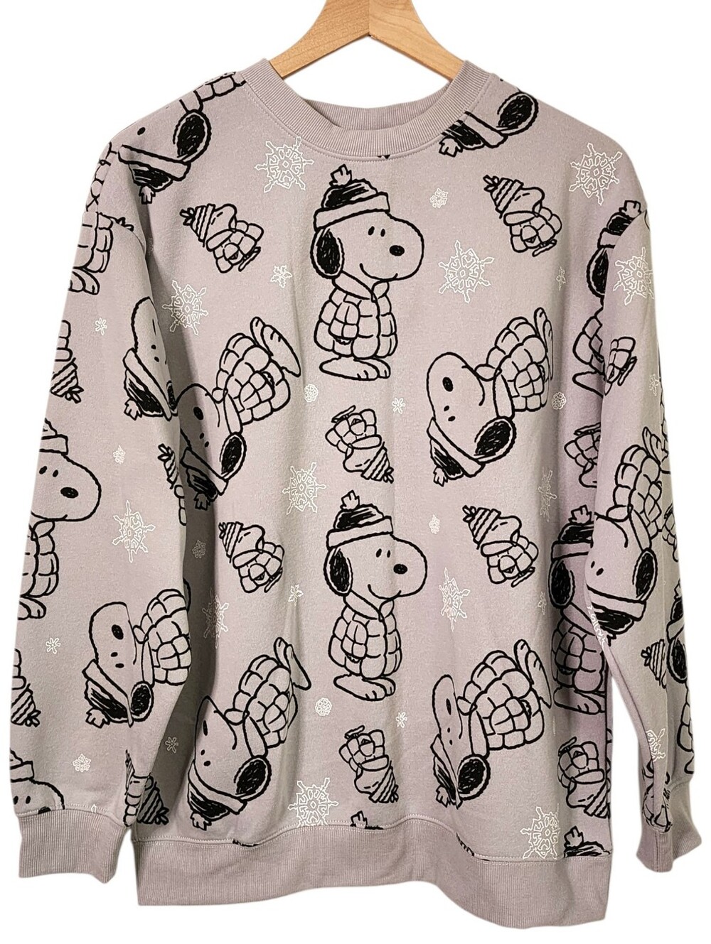Peanuts Womens Medium Puffer Snoopy Snowflake Pullover Crewneck Sweatshirt Gray